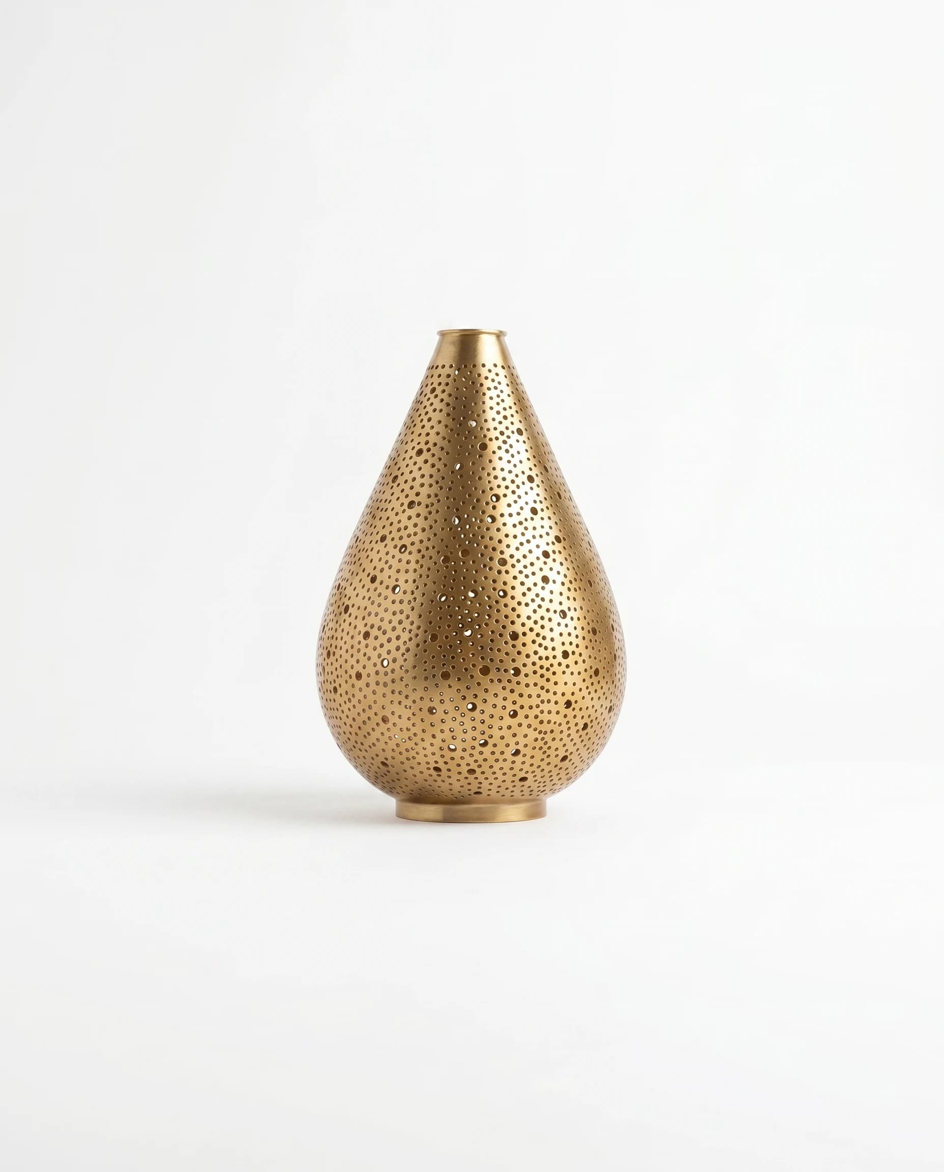 hilal pendant